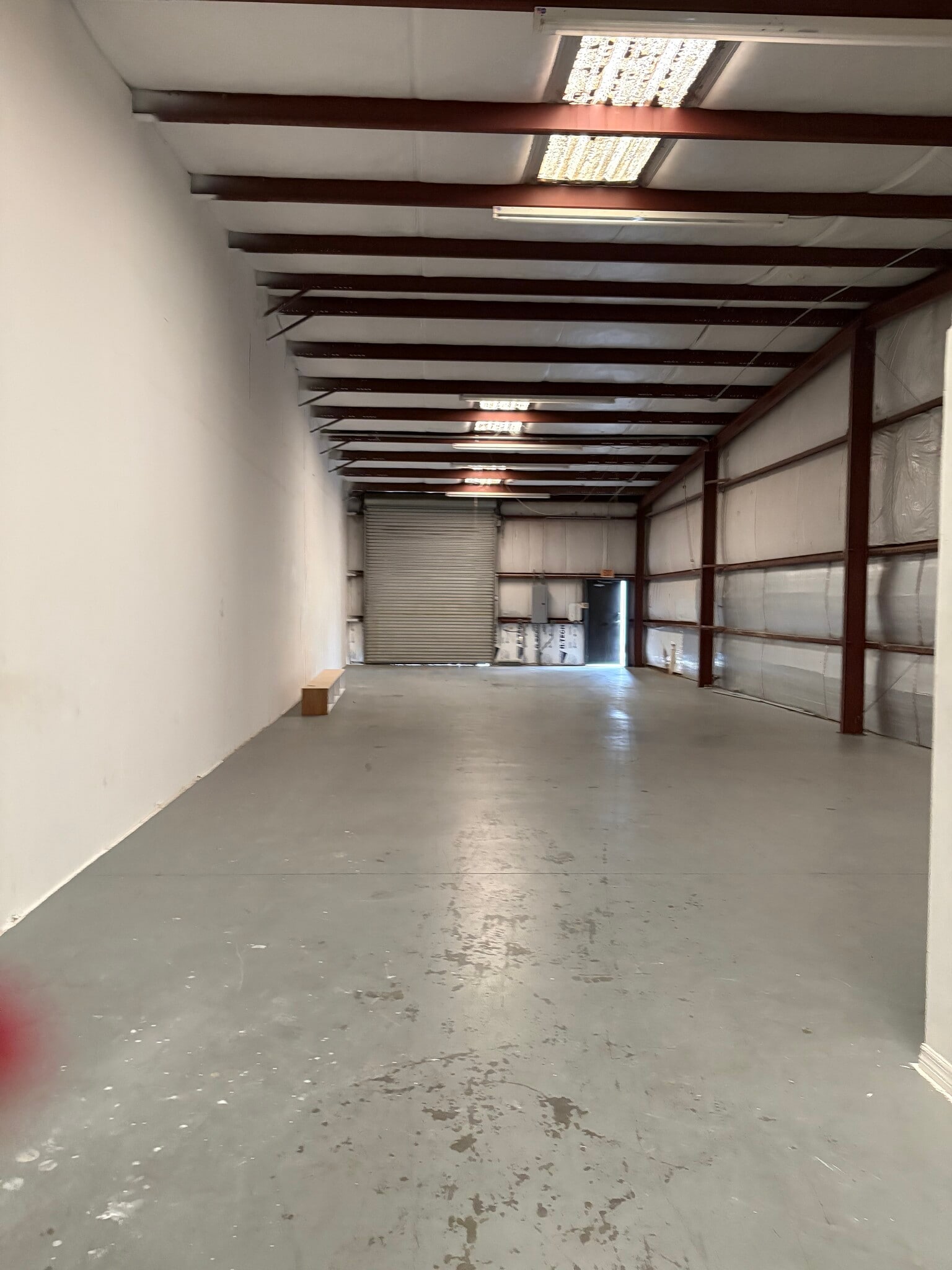 1717 E Busch Blvd, Tampa, FL à louer Photo intérieure– Image 1 sur 3