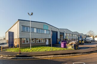 Plus de détails pour Pasadena Close, Hayes - Industriel/Logistique à louer