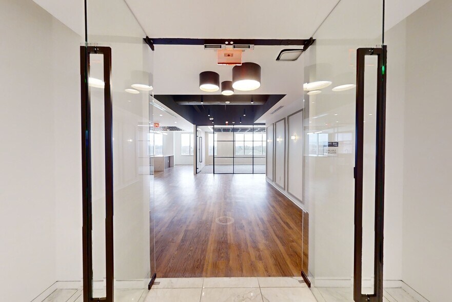 12950 Worldgate Dr, Herndon, VA à louer - Numérisation 3D Matterport – Image 3 sur 17