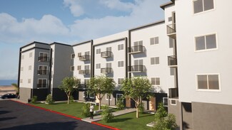 Plus de détails pour 702 R Ave, National City, CA - Logement à vendre