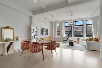 145 Spring St, New York, NY à louer Photo intérieure– Image 1 sur 2