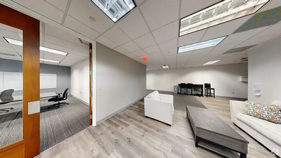 1100 Park Central Blvd S, Pompano Beach, FL à louer - Numérisation 3D Matterport – Image 3 sur 22