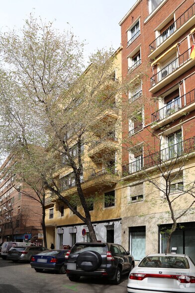 Calle Castello, 24, Madrid, Madrid à louer - Photo de l’immeuble – Image 2 sur 7