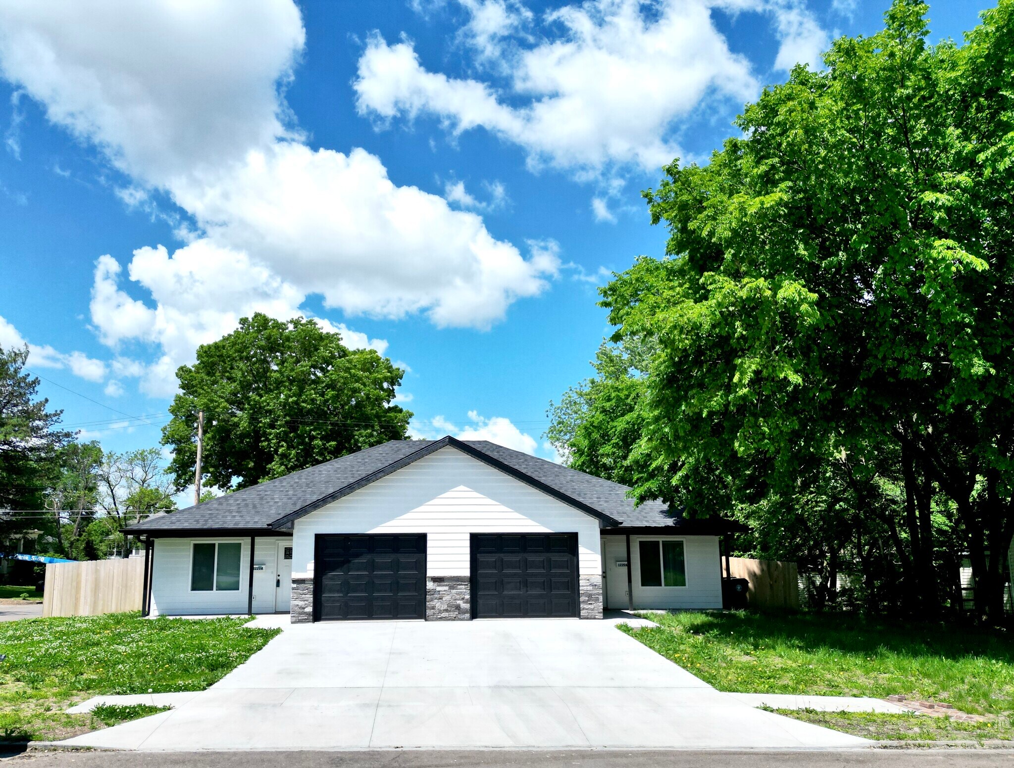 1220 S Ohio Ave, Sedalia, MO à vendre Photo principale– Image 1 sur 10
