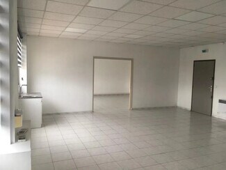 Plus de détails pour Bureau à louer