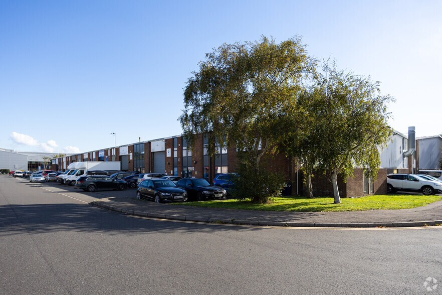 11C Edison Rd, Eastbourne à louer - Photo de l’immeuble – Image 3 sur 21