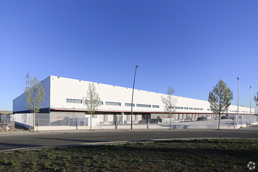Calle Severo Ochoa, 7, Getafe, Madrid à louer - Photo de l’immeuble – Image 1 sur 7