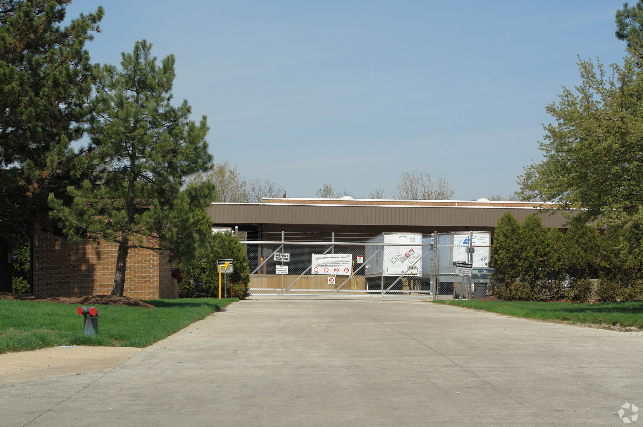 21600 Drake Rd, Strongsville, OH à vendre Photo de l’immeuble– Image 1 sur 3