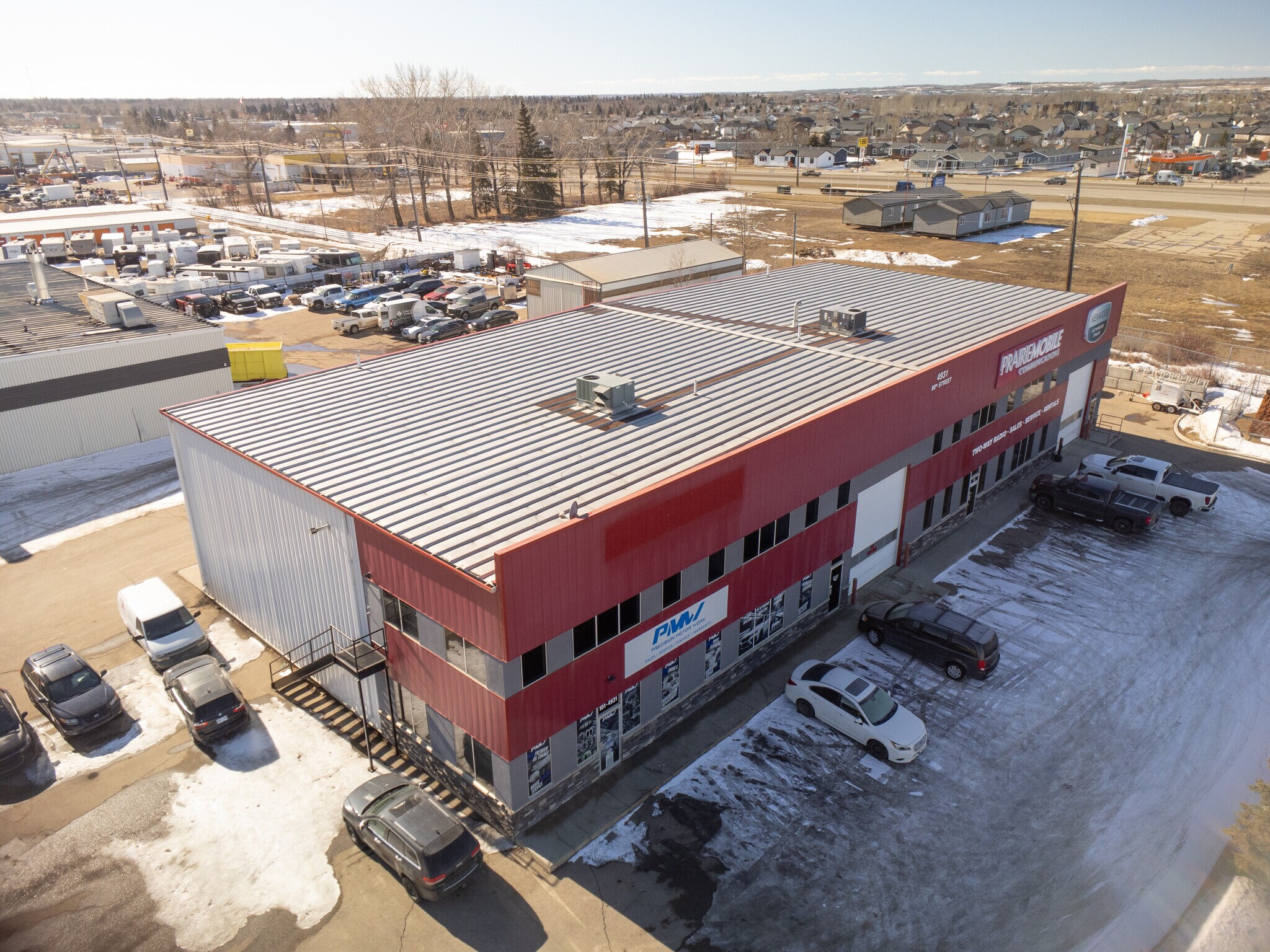 4931 80 St, Red Deer, AB à vendre Photo principale– Image 1 sur 26
