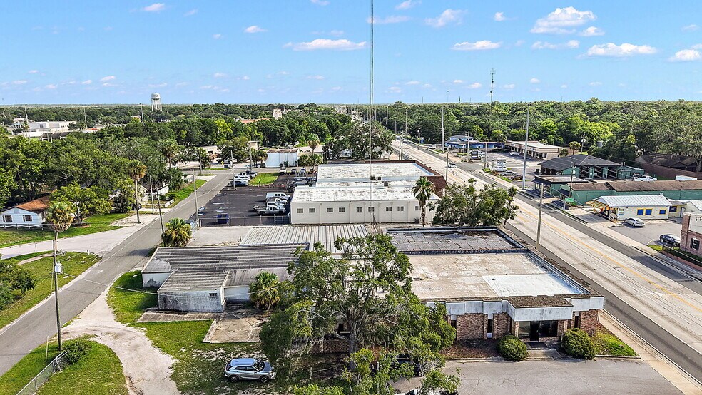727 S 14th St, Leesburg, FL à vendre - Photo de l’immeuble – Image 2 sur 13