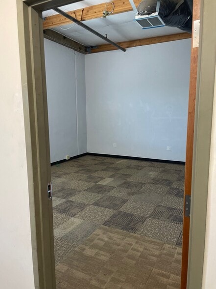 6996 Soquel Ave, Santa Cruz, CA à louer - Photo intérieure – Image 2 sur 6