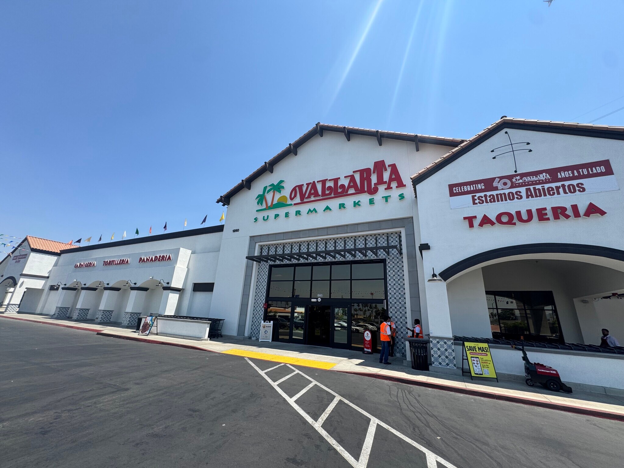 1200-1330 E Washington St, Colton, CA à louer Photo principale– Image 1 sur 16