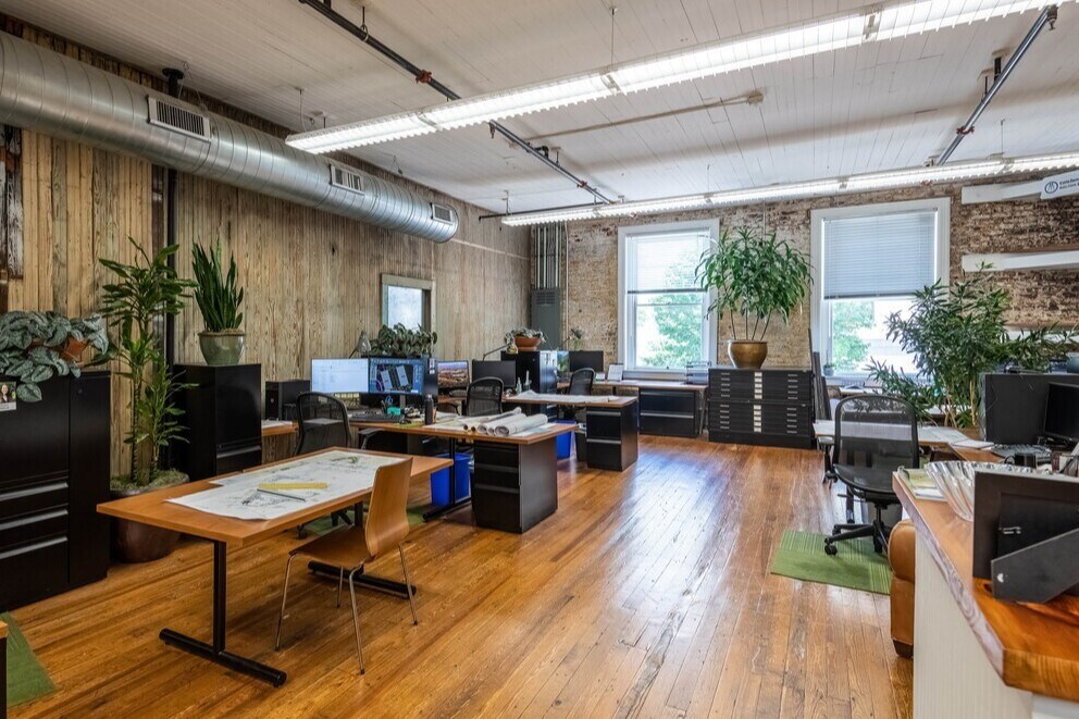 131-135 S Wilmington St, Raleigh, NC à louer Photo principale– Image 1 sur 14