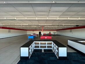 1201-1261 Julian R Allsbrook Hwy, Roanoke Rapids, NC à louer Photo intérieure– Image 1 sur 1