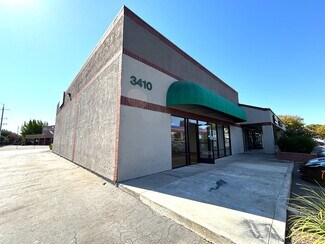Plus de détails pour 3410-3436 W Hammer Ln, Stockton, CA - Bureau/Local commercial, Local commercial à louer