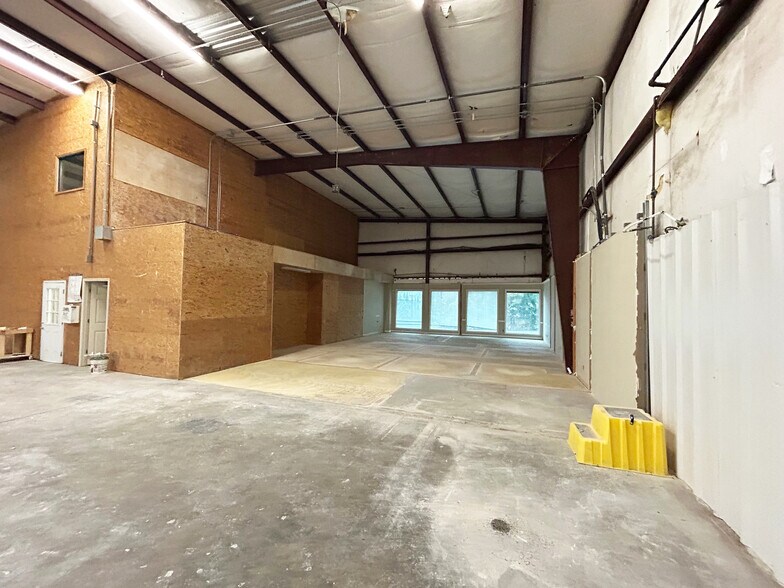 3625 Kennesaw N Ind Pky, Kennesaw, GA à louer - Photo de l’immeuble – Image 3 sur 6