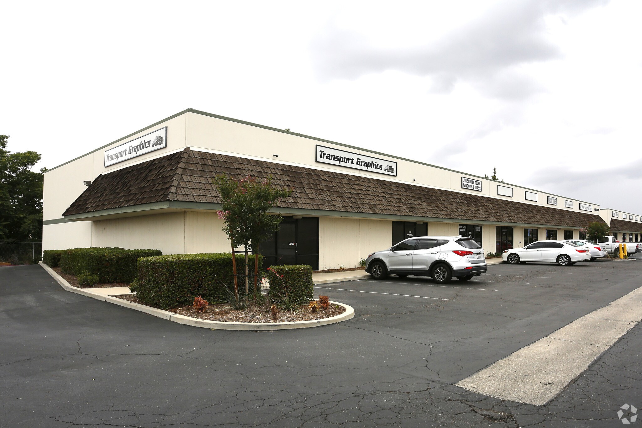 6666-6680 Van Buren Blvd, Riverside, CA à louer Photo principale– Image 1 sur 5