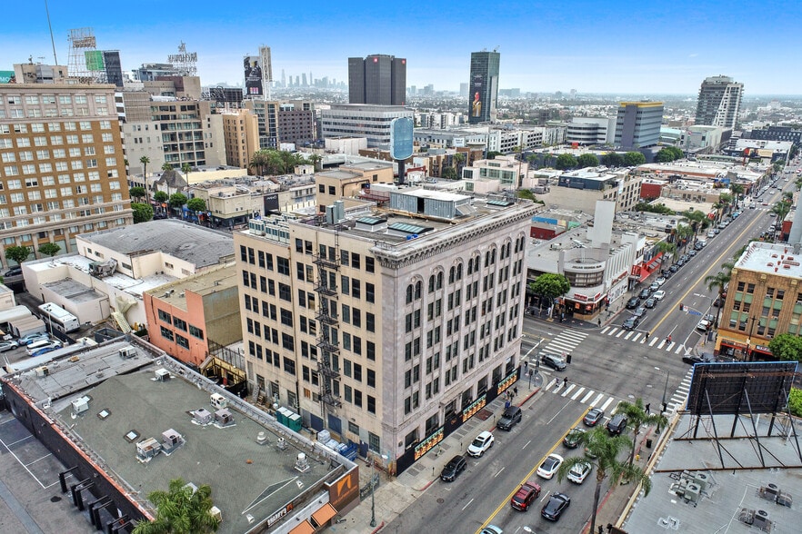6381 Hollywood Blvd, Hollywood, CA à louer - Photo de l’immeuble – Image 2 sur 13