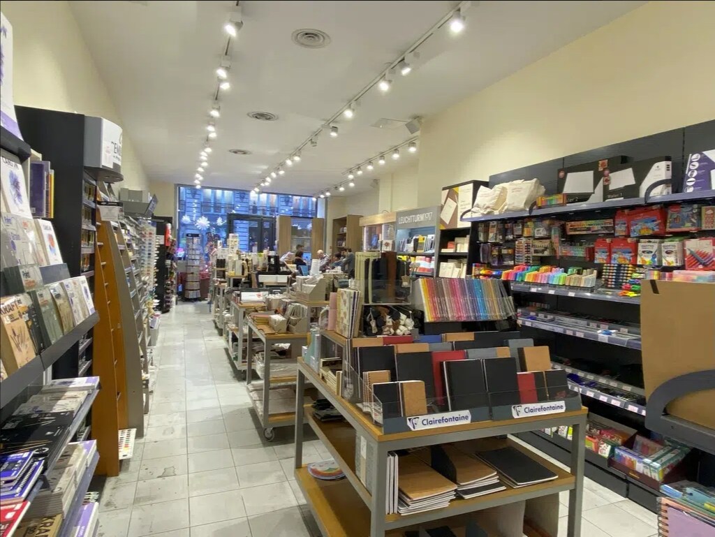 Local commercial dans Paris à louer Photo intérieure– Image 1 sur 2