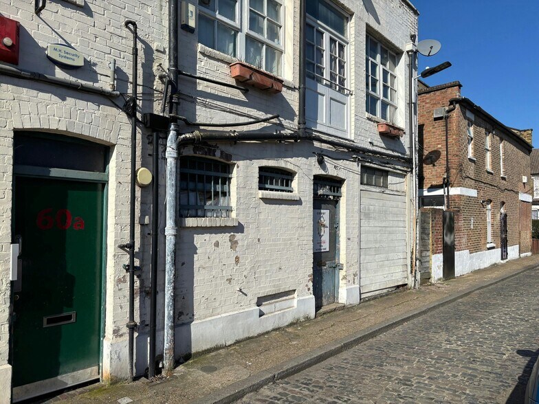 60A Windus Rd, Londres à louer - Photo de l’immeuble – Image 1 sur 9