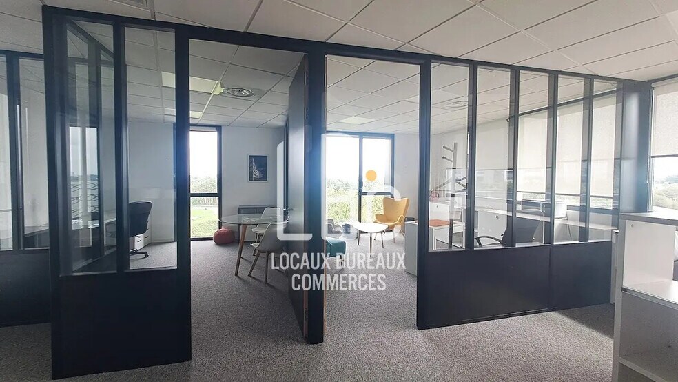 Bureau dans Saint-Herblain à louer - Photo de l’immeuble – Image 3 sur 8