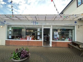 High St, Goring à louer Photo de l’immeuble– Image 2 sur 9