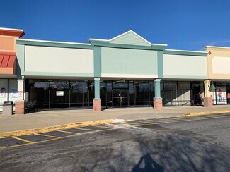 Plus de détails pour 250 Highlands Square Dr, Hendersonville, NC - Local commercial à louer