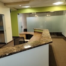 28780 Single Oak Dr, Temecula, CA à louer Photo intérieure– Image 2 sur 4