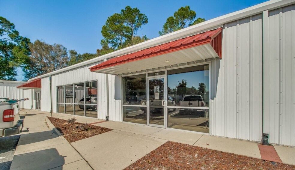 2500 S Ferdon Blvd, Crestview, FL à louer - Photo de l’immeuble – Image 2 sur 8