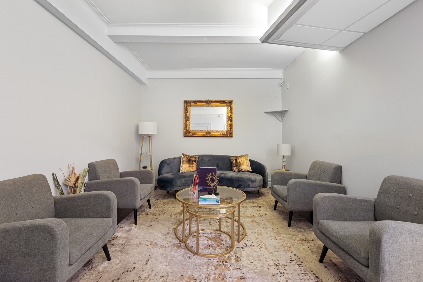 9 Prospect Park W, Brooklyn, NY 11215 - Lot GRND -  - Photo intérieure - Image 1 of 7