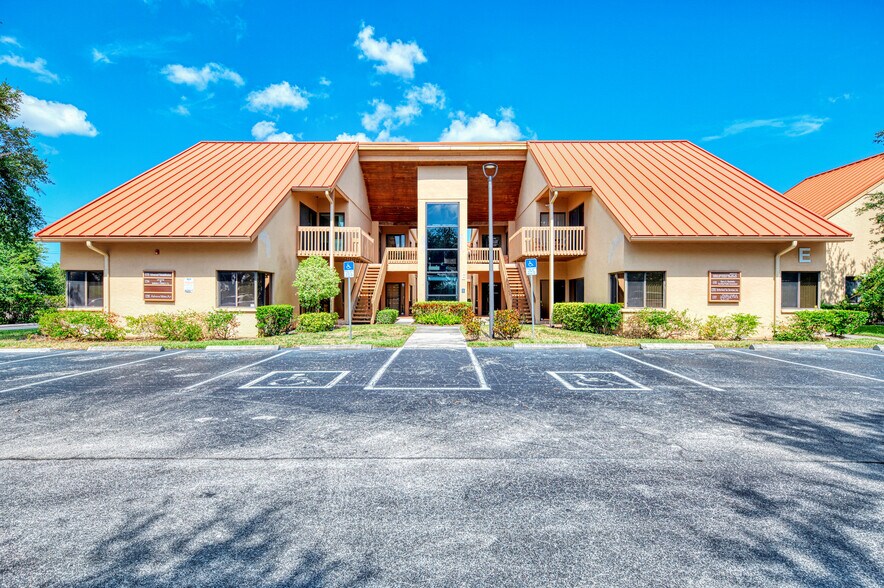 2831 Ringling Blvd, Sarasota, FL à vendre - Photo de l’immeuble – Image 3 sur 26