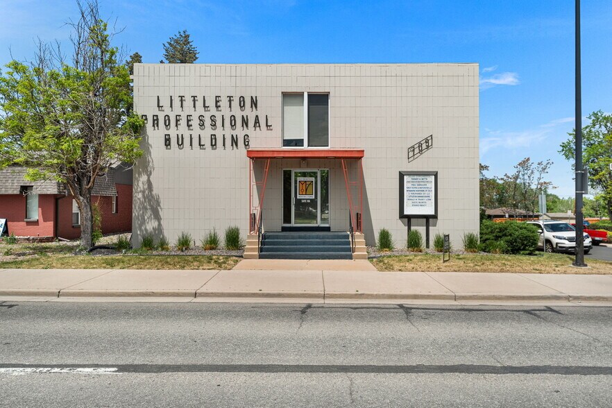 709 W Littleton Blvd, Littleton, CO à vendre - Photo de l’immeuble – Image 3 sur 48