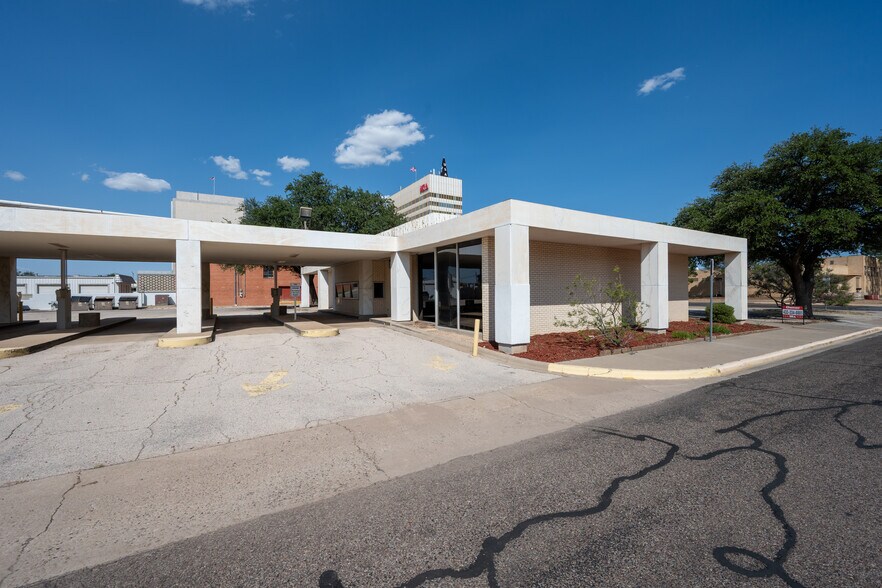 132 W 7th St, Odessa, TX à louer - Photo de l’immeuble – Image 3 sur 17