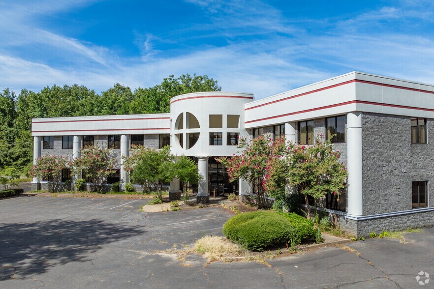 7375 Adrianne Pl, Bartlett, TN à vendre - Photo de l’immeuble – Image 2 sur 48