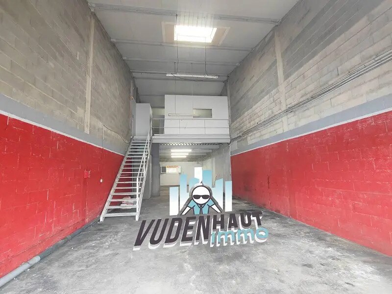 Local d'activités dans Villeneuve-Tolosane à vendre Photo principale– Image 1 sur 1