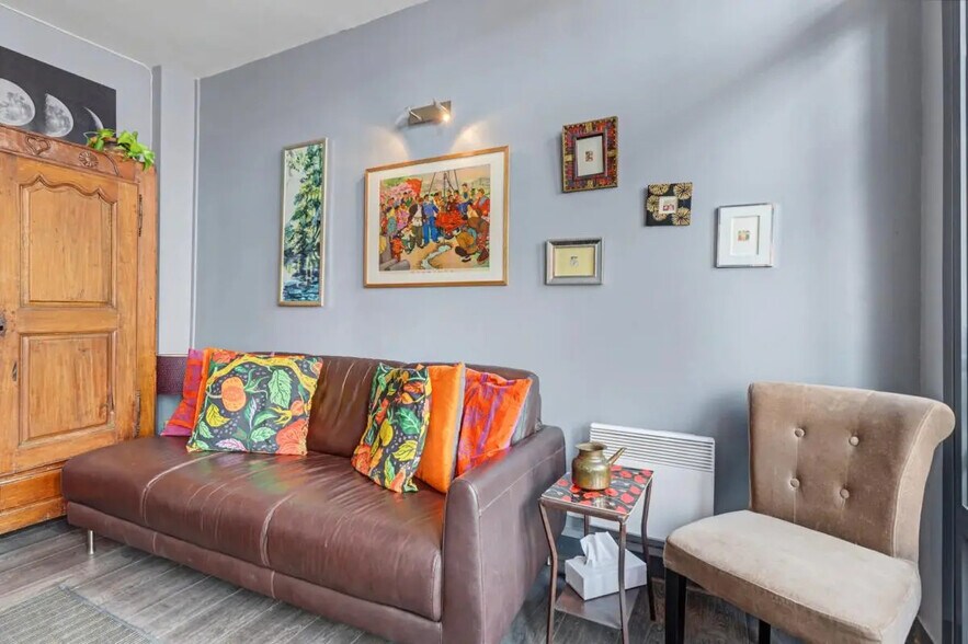 Local commercial dans Paris à vendre - Photo intérieure – Image 2 sur 16