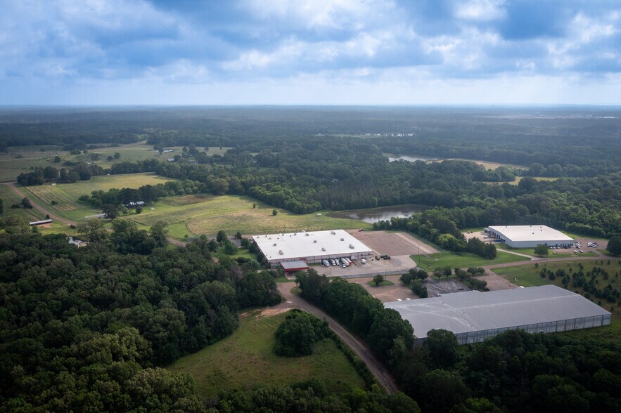 190 NW Industrial Pky, Jackson, MS à louer - Photo de l’immeuble – Image 3 sur 6