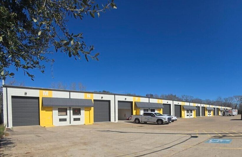 6831 Broadway St, Pearland, TX à louer Photo principale– Image 1 sur 2