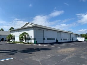 1715 8th Ave W, Palmetto, FL à louer Photo de l’immeuble– Image 2 sur 2