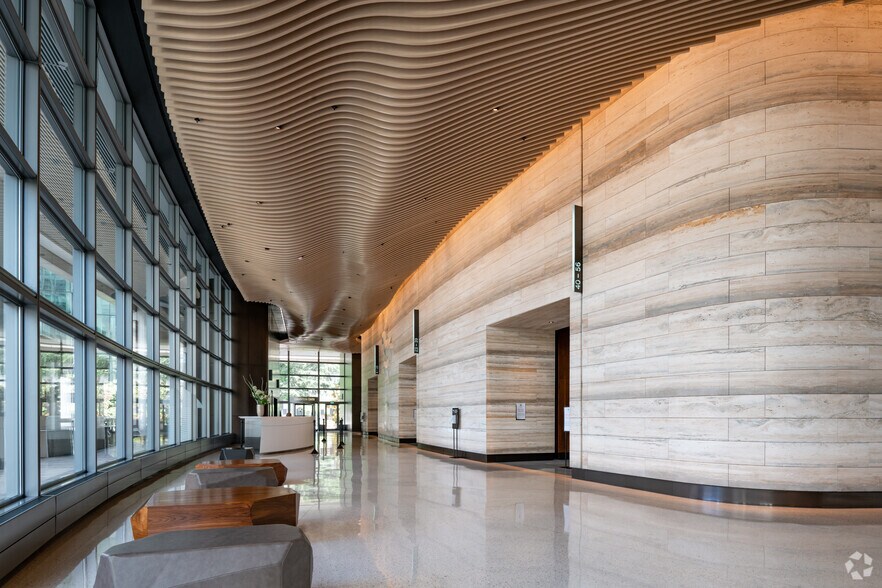 601 Union St, Seattle, WA à louer - Hall d’entrée – Image 2 sur 4