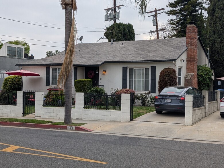 7313 Santa Monica Blvd, West Hollywood, CA à vendre - Photo de l’immeuble – Image 2 sur 19