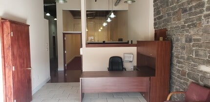 5221 Germantown Ave, Philadelphia, PA à louer Photo intérieure– Image 2 sur 19