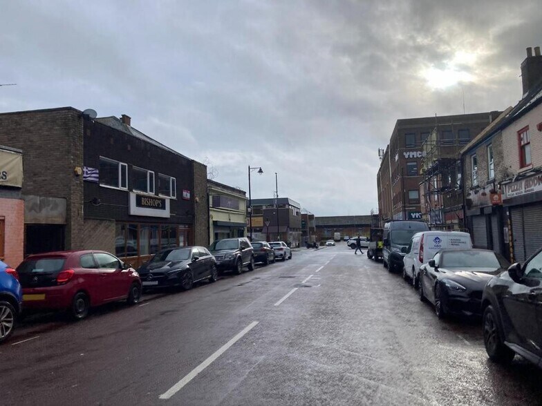 76-78 Church Way, North Shields à vendre - Photo de l’immeuble – Image 2 sur 6
