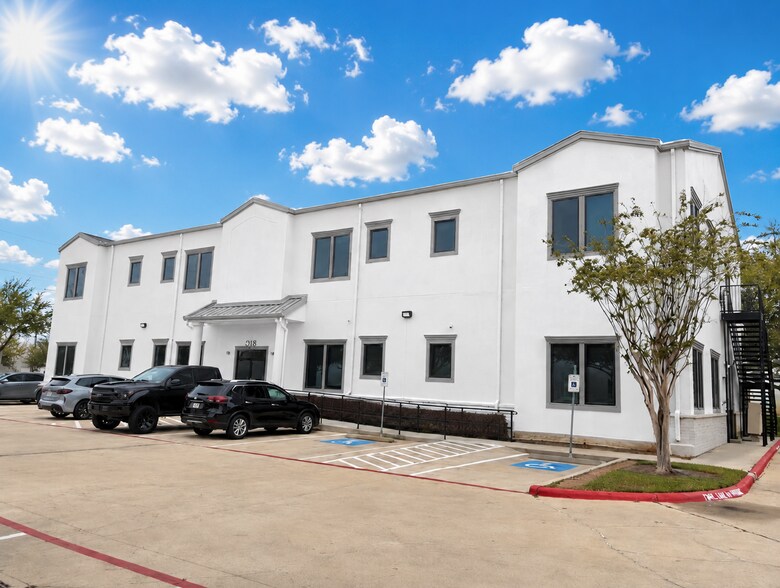 8043 FM 359 Rd S, Fulshear, TX à vendre - Photo de l’immeuble – Image 1 sur 5