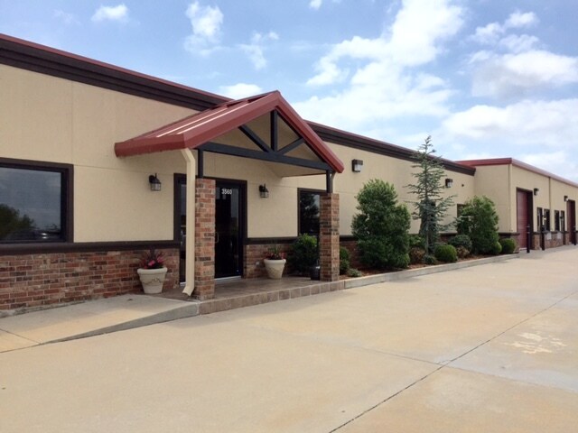 3560-3564 Macdonnell Dr, Norman, OK à louer - Photo de l’immeuble – Image 2 sur 20