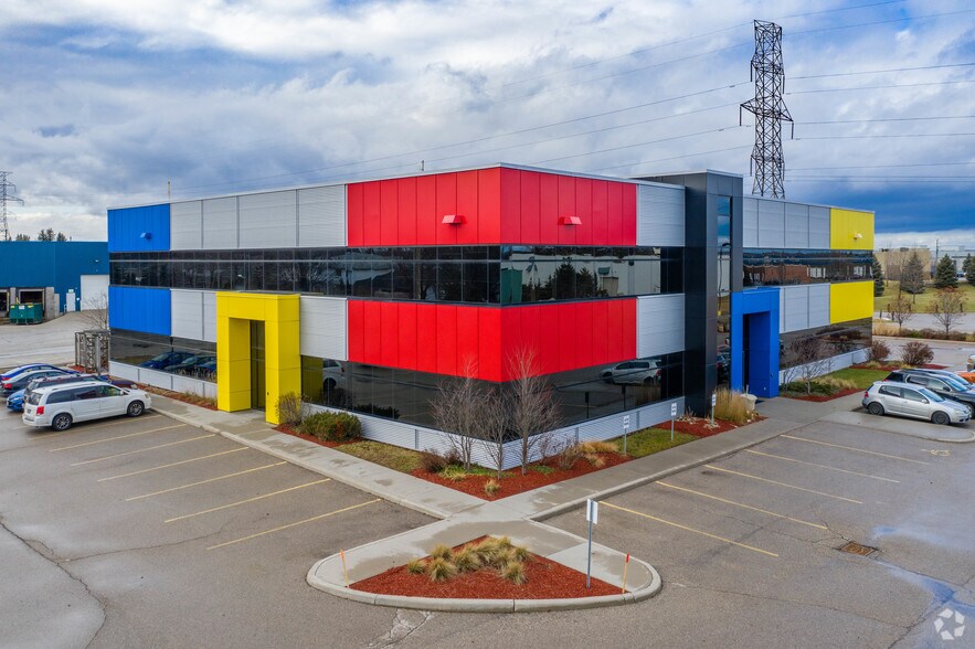 219 Labrador Dr, Waterloo, ON à louer - Photo de l’immeuble – Image 2 sur 8
