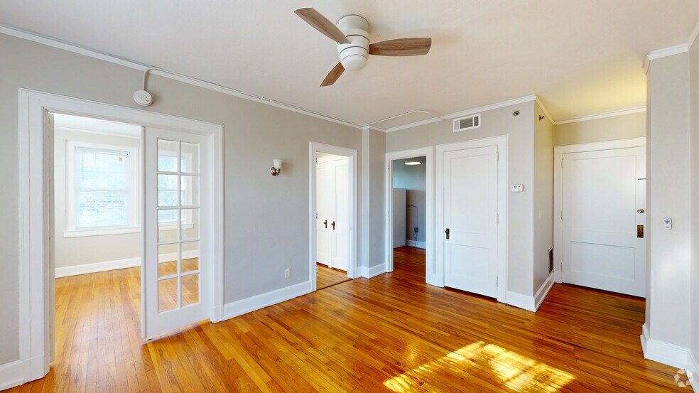 876 Mulberry St, Macon, GA à vendre - Numérisation 3D Matterport – Image 2 sur 36