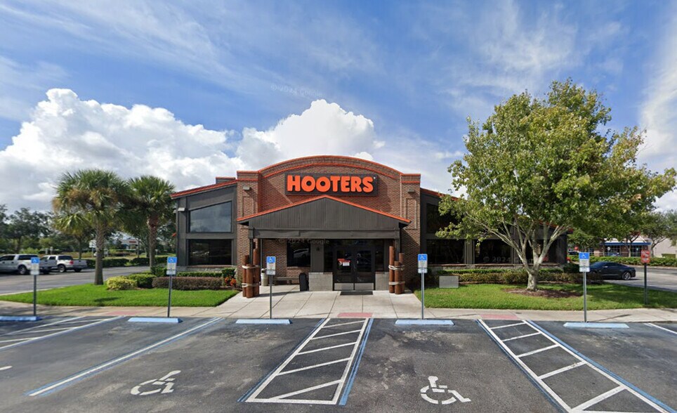 1201-1301 W Osceola Pky, Kissimmee, FL à louer - Photo de l’immeuble – Image 3 sur 5