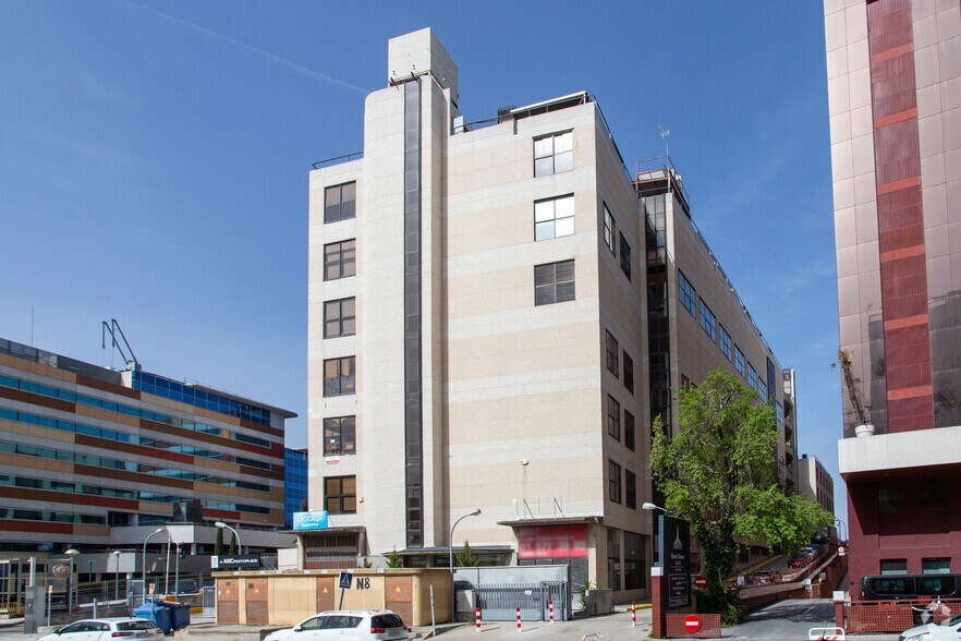 Calle María Tubau, 8, Madrid, Madrid à vendre - Photo de l’immeuble – Image 3 sur 3