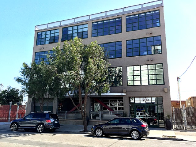 737 2nd St, Oakland, CA à vendre - Photo de l’immeuble – Image 1 sur 27